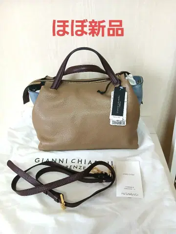 거의 새상품 GIANNI CHIARINI 오리가미 M 잔니 키아리니