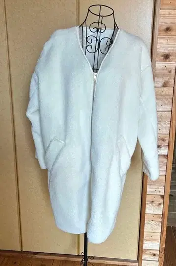 backnumber 화이트 플리스 롱 코트