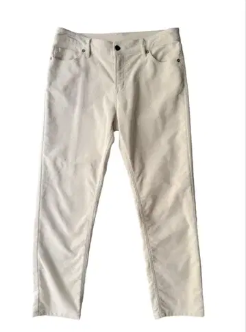 화이트 캐주얼 팬츠 코듀로이