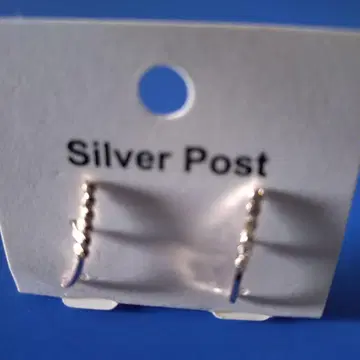 실버 포스트 귀걸이(양쪽 귀용)