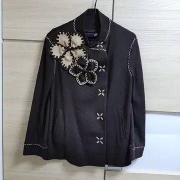 새상품 러브 모스키노 브라운 꽃 자수 자켓