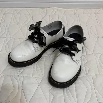 Dr. Martens 1461 HEARTS 화이트 x 블랙 하트 UK5