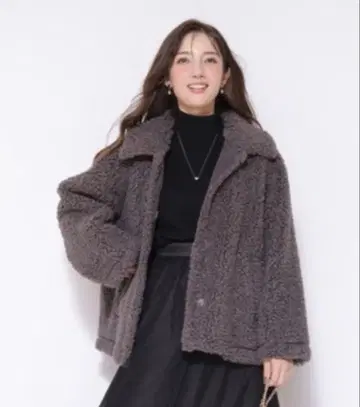 Apuweiser-riche 스텐 칼라 보아 코트