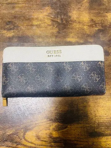 GUESS 장지갑 블랙/화이트