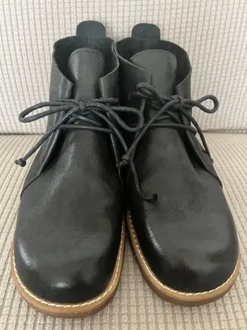 그로우 내추럴리 레이스업 부츠 사이즈 38