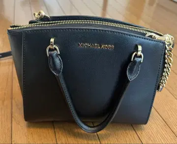 MICHAEL KORS 블랙 숄더백