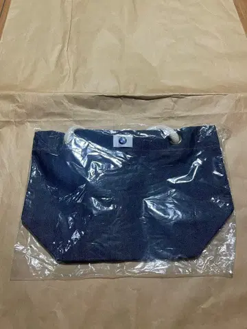미사용품 BMW 데님 토트백 다크 블루