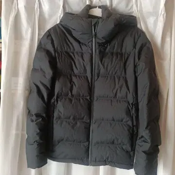 [ 새상품급 ] UNIQLO 다운 자켓 S 사이즈