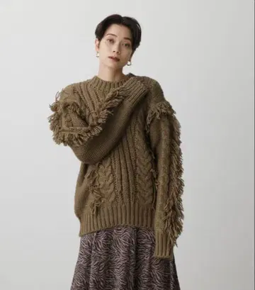 아줄바이마우지 프린지 케이블 니트