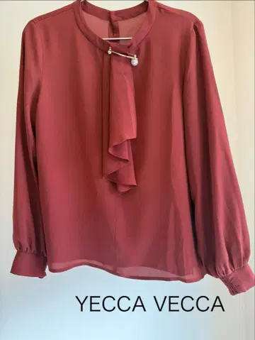 YECCA VECCA 보타이 블라우스