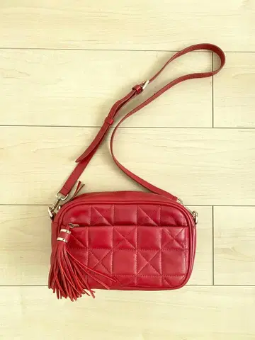 [미사용 새상품 천연 가죽] ZARA 자라 퀼팅 숄더백 프린지 빨간색