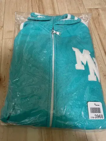 새상품 먼싱웨어 MN 터콰이즈 니트 블루종 자켓 남성용