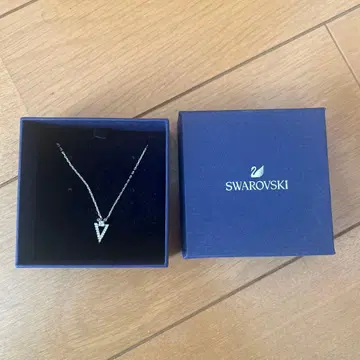 Swarovski funk 목걸이