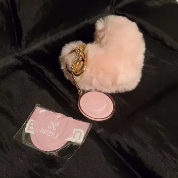 NiziU 하라주쿠 Threads 콜라보 하트 키링