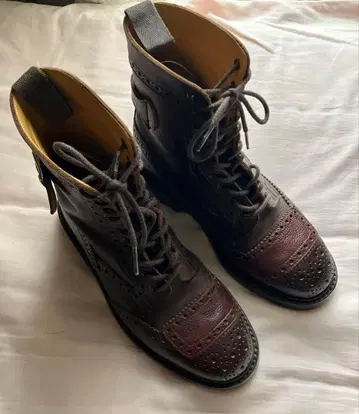 새상품급! 트리커스 바이커 부츠 / 트라이엄프 노튼