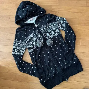 곰돌이 패턴 후드티 리본 폼폼 포함 리즈리사 트랄라