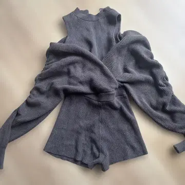 GYDA 암 개더 레이어드 니트 올인원