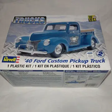 '40 Ford Custom Pickup Truck 1/24