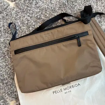 [ 할인 불가 ] PELLE MORBIDA 숄더백