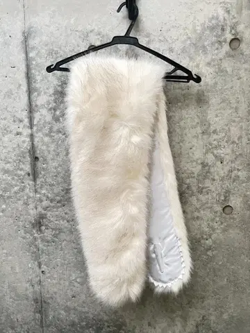 성인식 퍼 옷깃