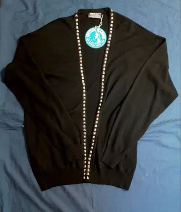 스터드 장식 블랙 니트 가디건