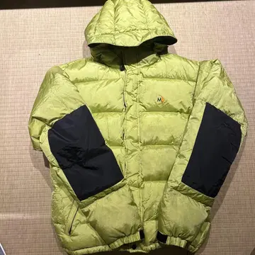 Moonstone 후드 부착 다운 자켓 M 사이즈