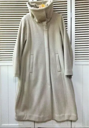 PRIDE 샤기 롱 코트 정가 14만