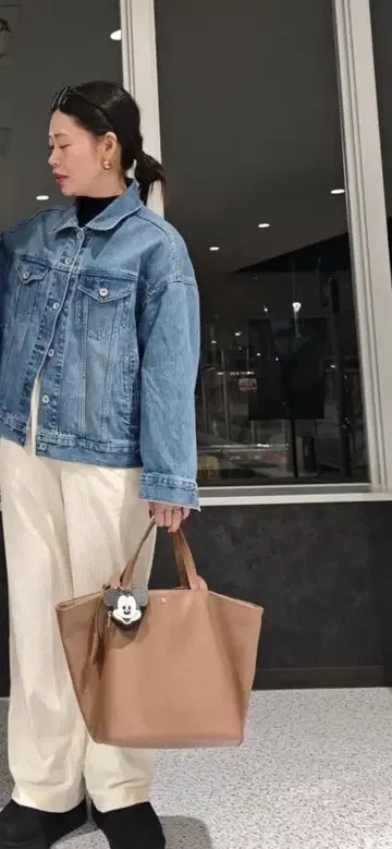 아미 씨 시마무라 브라운 가죽 토트백 하트 참 포함