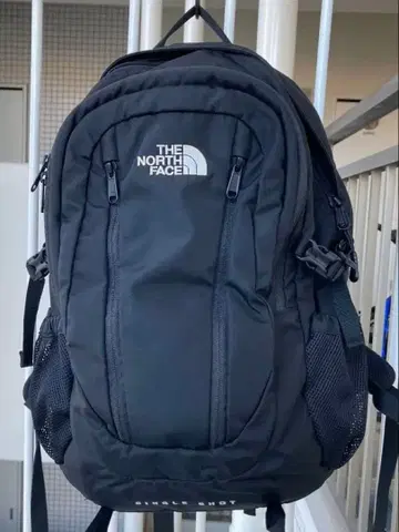 THE NORTH FACE 블랙 백팩