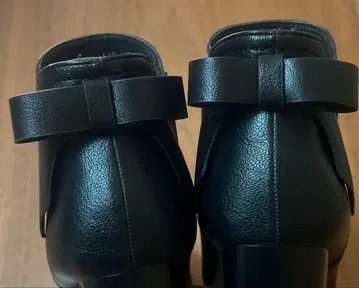 고급 백리본 고급 가죽 블랙 속기모