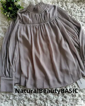 미사용 NaturalBeautyBASIC 그레이 긴팔 블라우스 사이즈 S