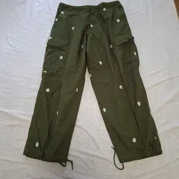 프릭스스토어 구매 HINSON 전체 꽃무늬 자수 M 카고 팬츠 카키