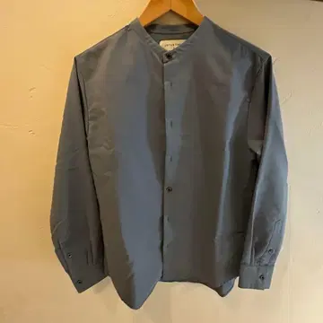 유나이티드 도쿄 2 M 셔츠 긴팔 블루 둥근넥 오픈 카라 셔츠