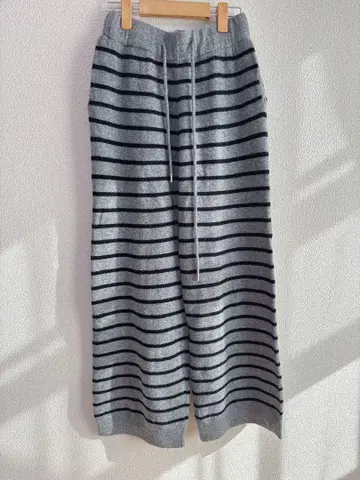 부드러운 소재 캐시미어 혼방 보더 니트 팬츠 그레이 M~L