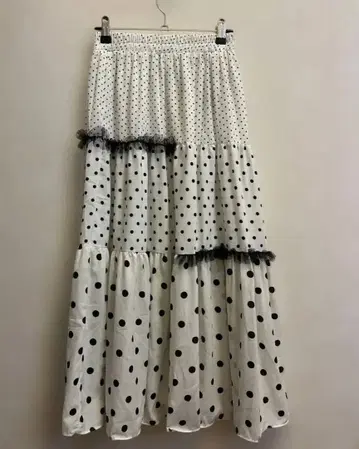 도트 무늬 플레어 스커트 화이트/블랙
