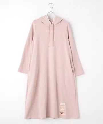후드 부착 핑크 롱 원피스 핑크하우스
