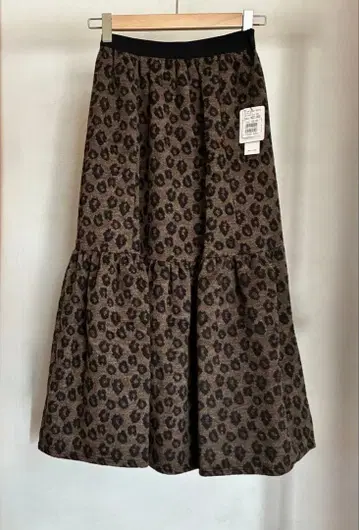 [ 미사용 새상품 ] 야마다야 FENNEL 레오파드 울 스커트