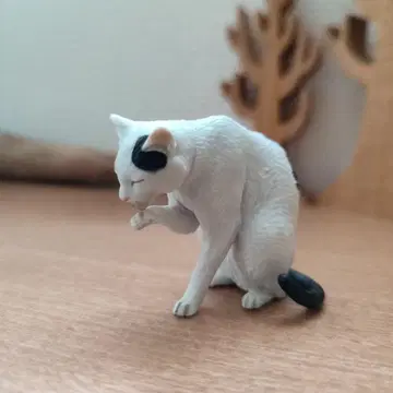 모리구치 오사무의 고양이 동물 피규어