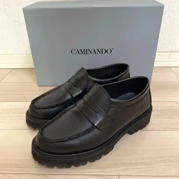 새상품급 CAMINANDO 카미난도 가죽 로퍼 블랙
