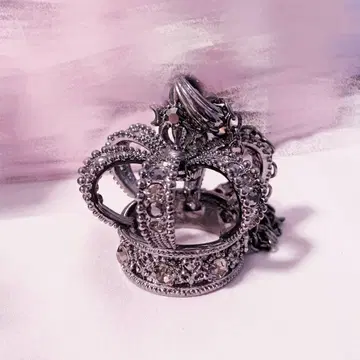 수요일의 앨리스 왕관 목걸이 대 실버