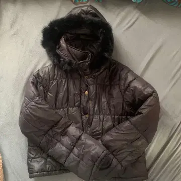 퍼 다운 자켓 후드 부착