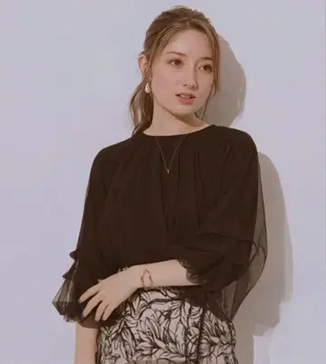 [ 택 포함 새상품 ] 아푸와이저 리셰 쉬폰 니트