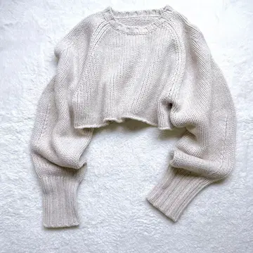 스픽앤스팬 Spick&Span 볼륨 슬리브 니트 크롭 울 아이보리