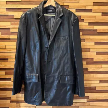 HUGO BOSS 블랙 가죽 자켓