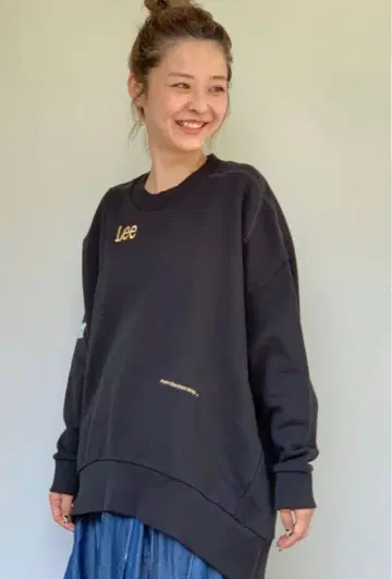 mercibeaucoup Lee 콜라보 쭈리 메르시보쿠 블랙