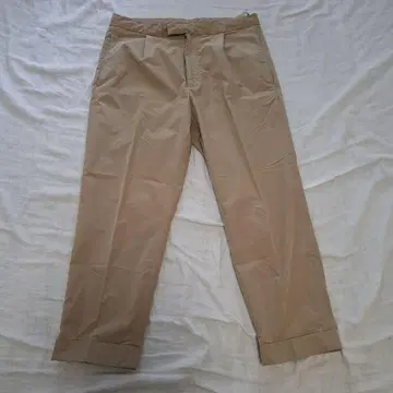 beams plus 1 플리츠 트래블 트라우저 komatsu