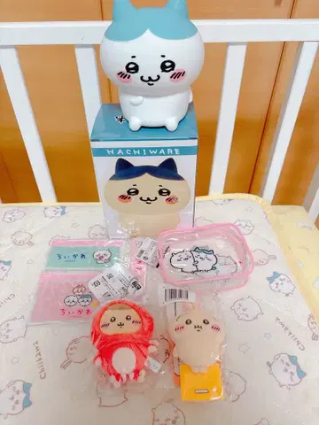 치이카와 (먼작귀) 하치와레 룸 라이트