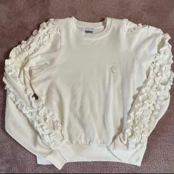 epine fluffy sweet white 트레이닝복