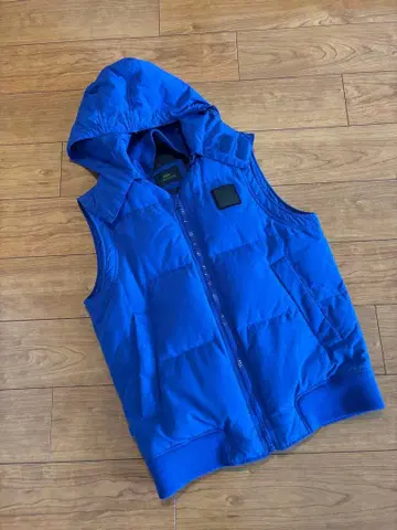 LACOSTE 후드 부착 다운 베스트 50 파랑