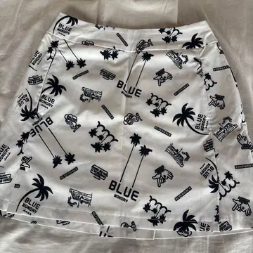 무타 마린 골프 스커트